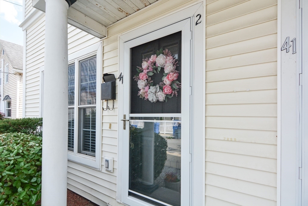 Property Photo:  41 Oak St 2  MA 02453 