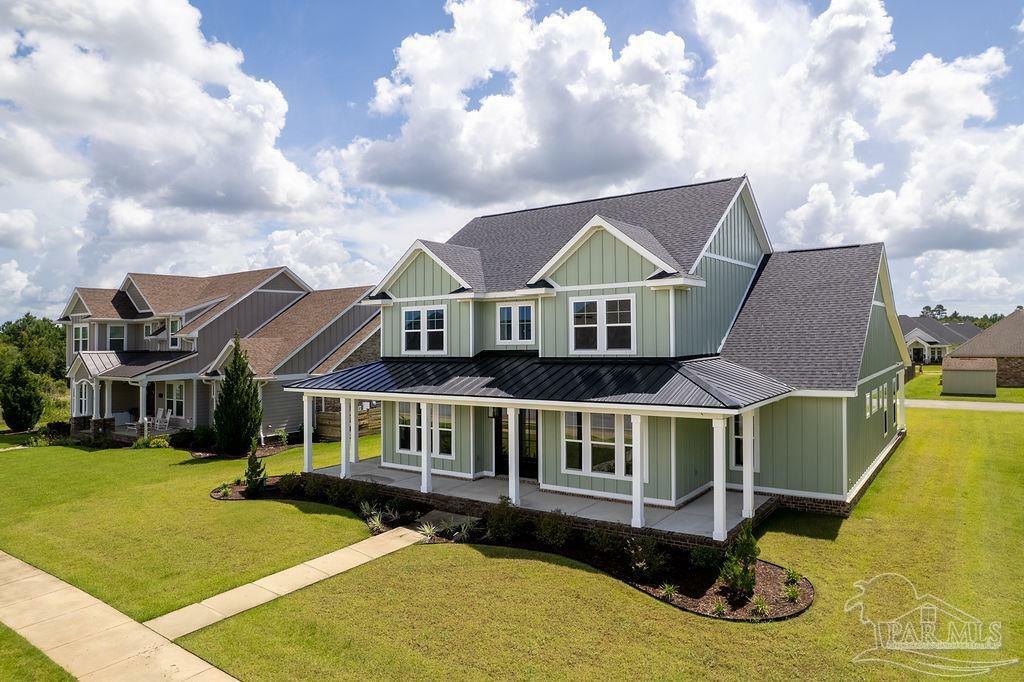 Property Photo: 2440 Meeting St FL 32533