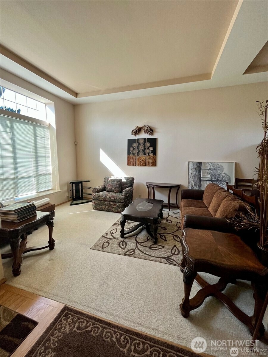 Property Photo:  11922  SE 203rd St  WA 98031 
