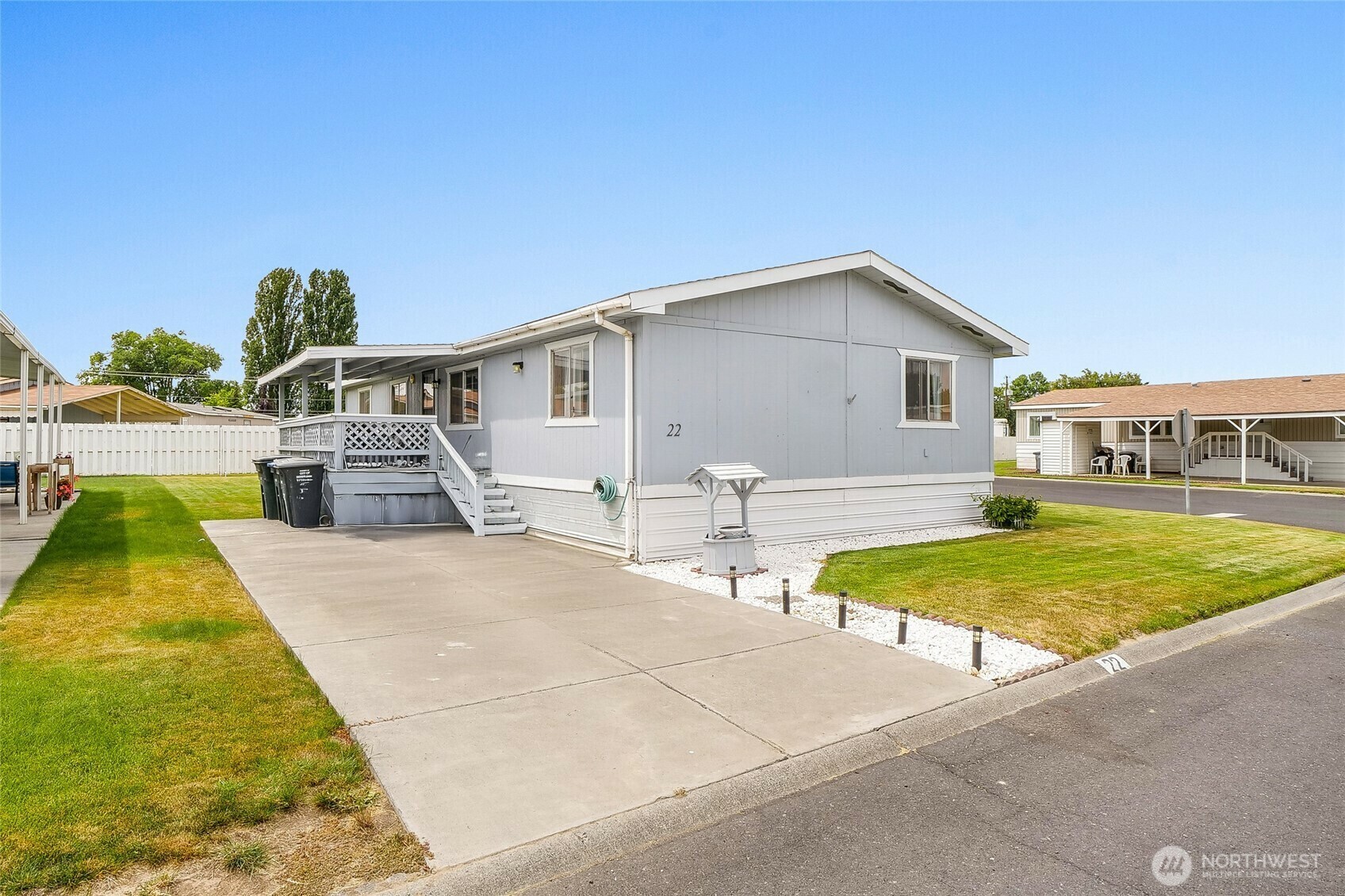 Property Photo:  2240 W Broadway Avenue 22  WA 98837 
