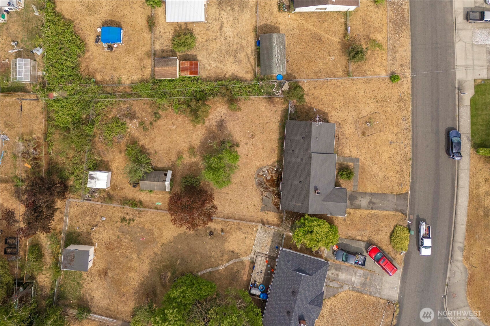 Property Photo:  4705  Pacific Street SE  WA 98499 