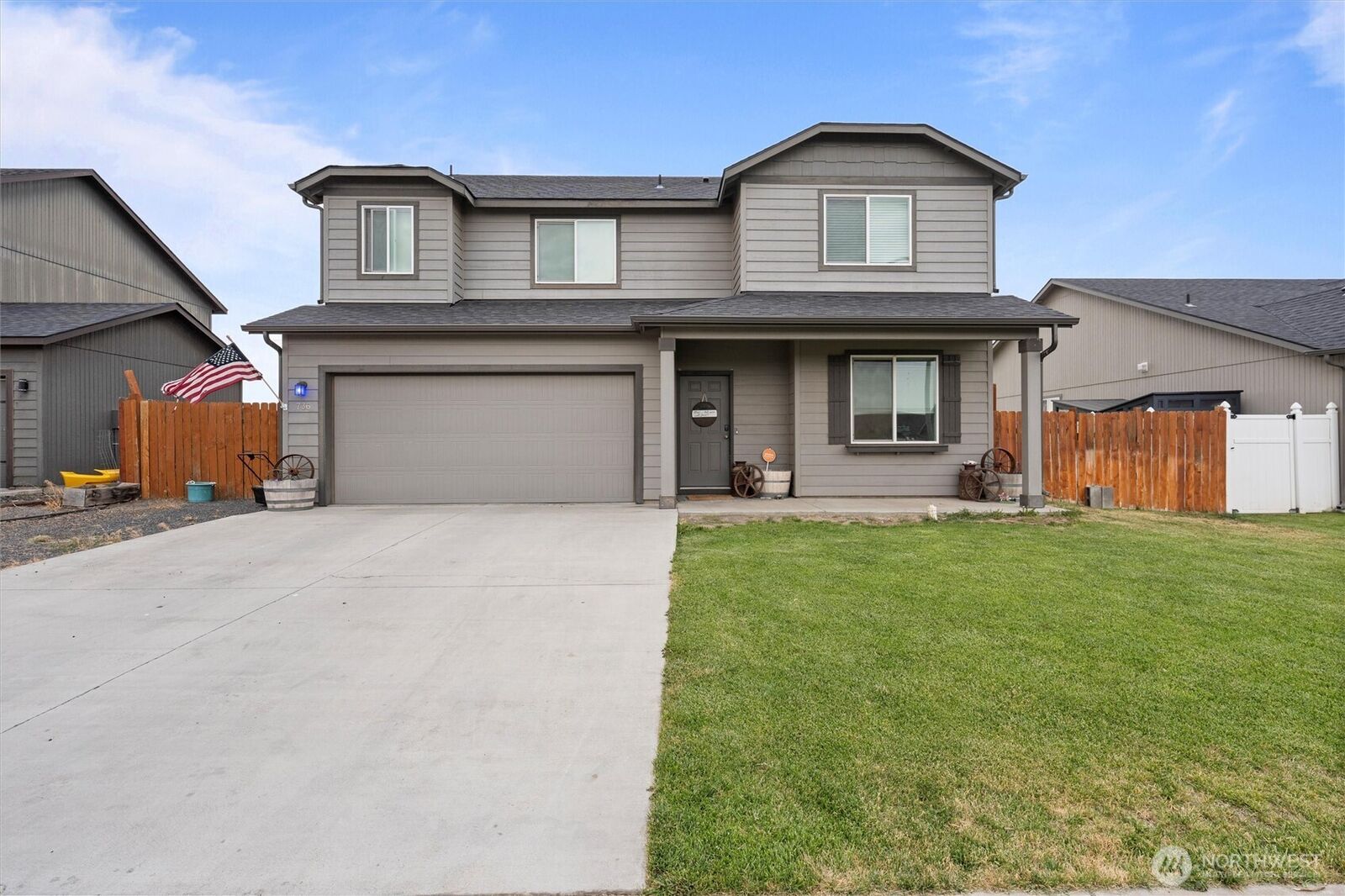 Property Photo: 736 S Rees Street WA 98837