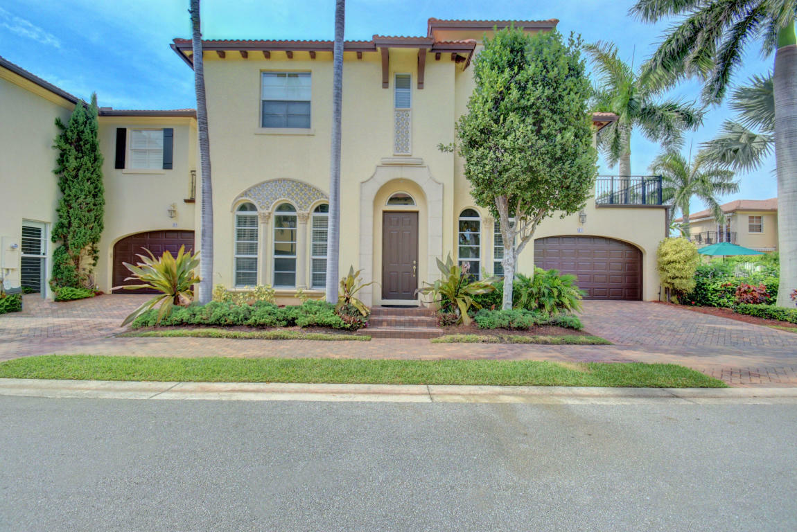 Property Photo: 81 Via Poinciana Street FL 33487