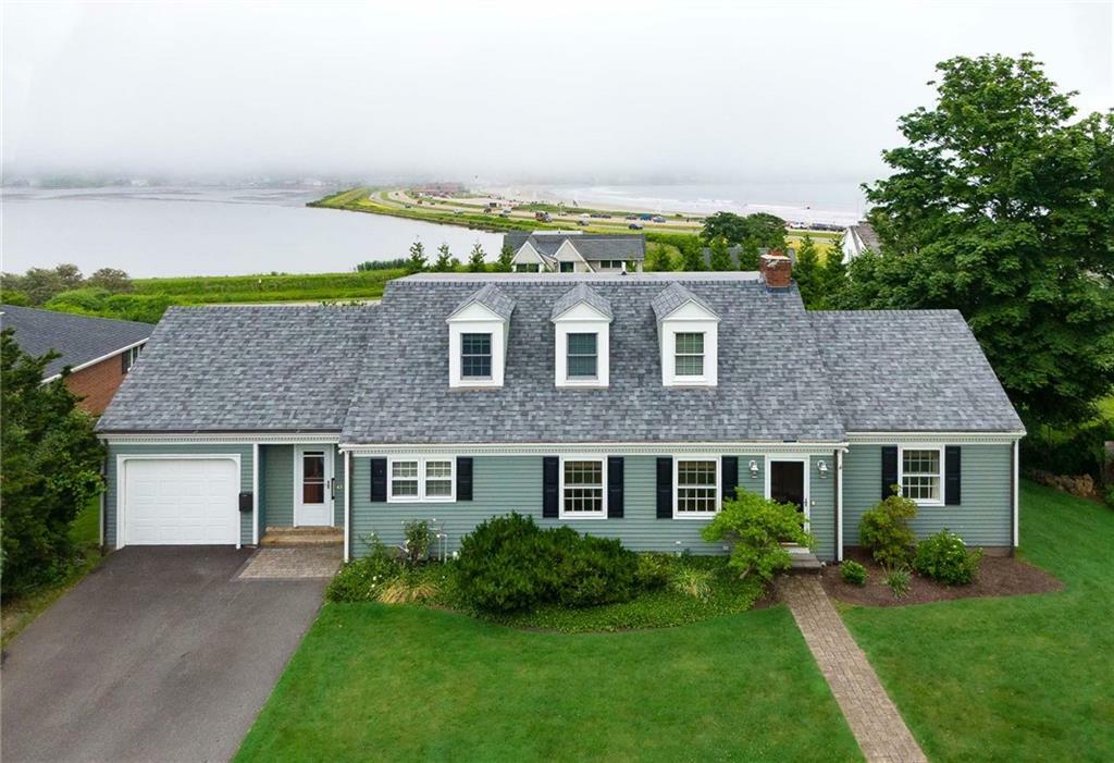 236 Eustis Avenue  Newport RI 02840 photo