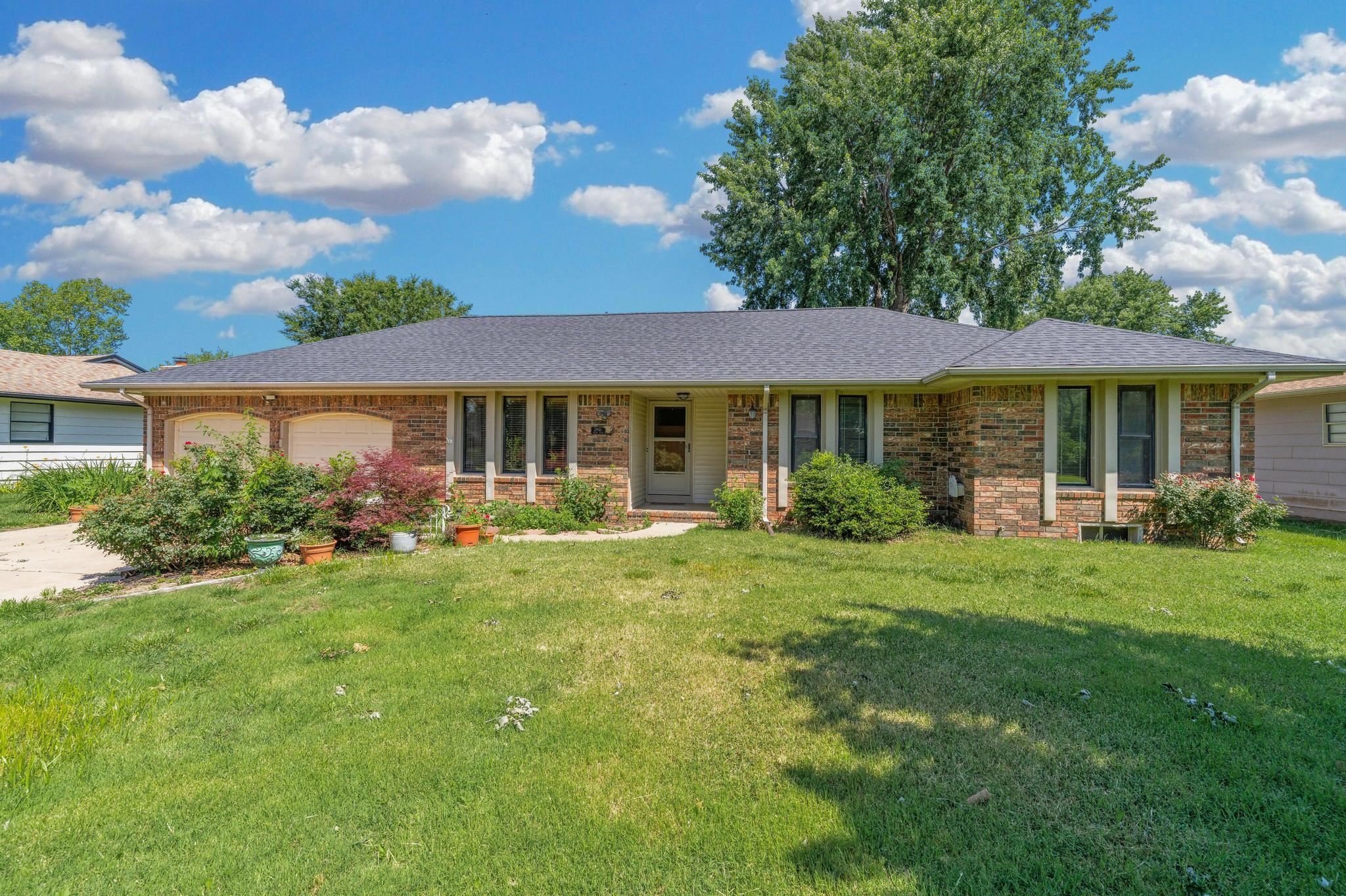 Property Photo:  3941 N Friar Ln  KS 67204 