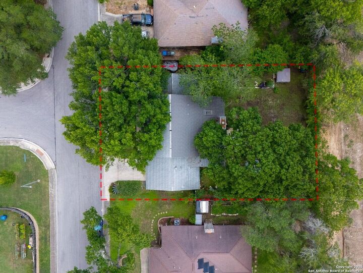 Property Photo: 6330 Meadow Haven TX 78239