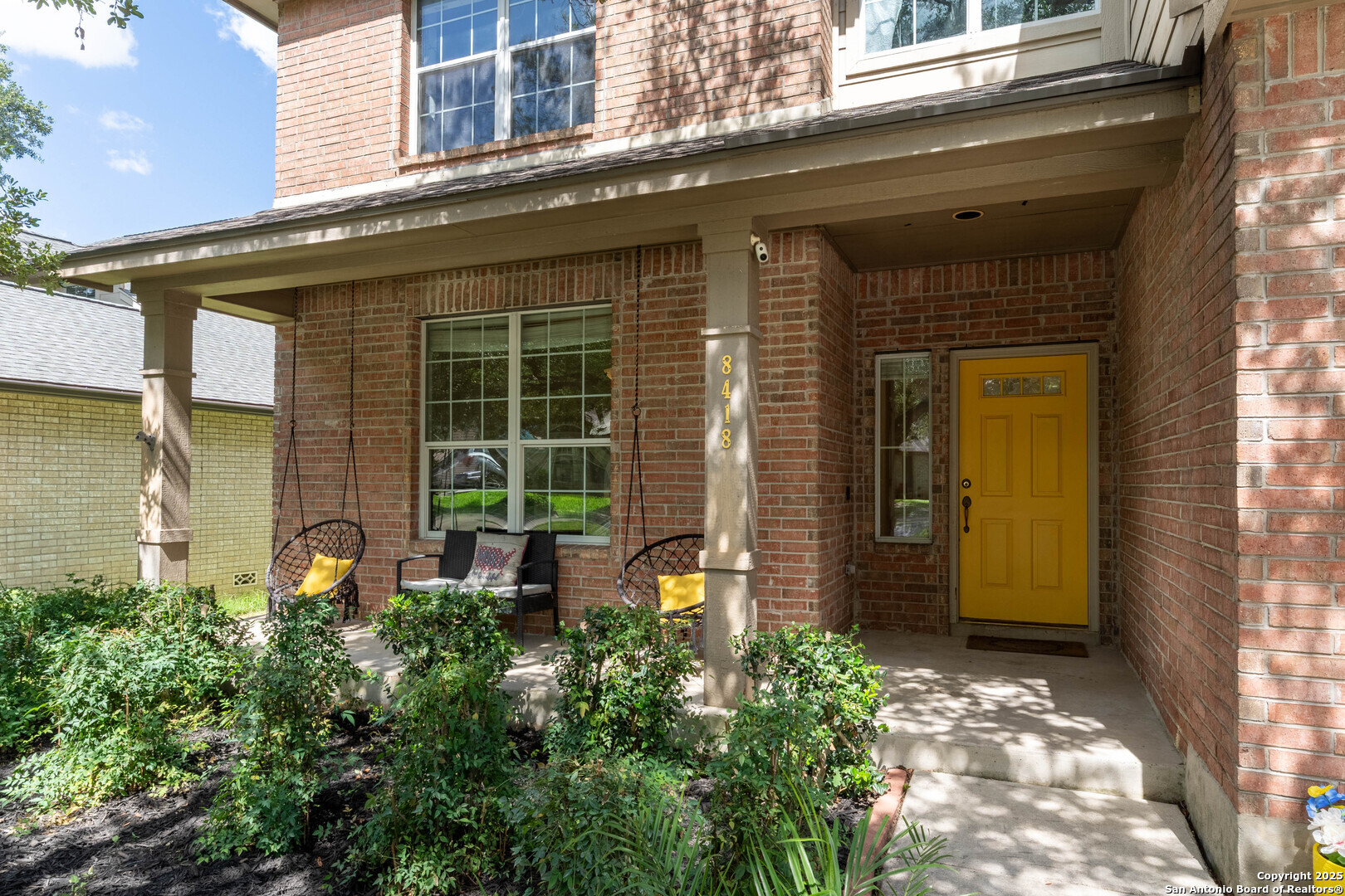 Property Photo: 8418 Branch Hollow TX 78148