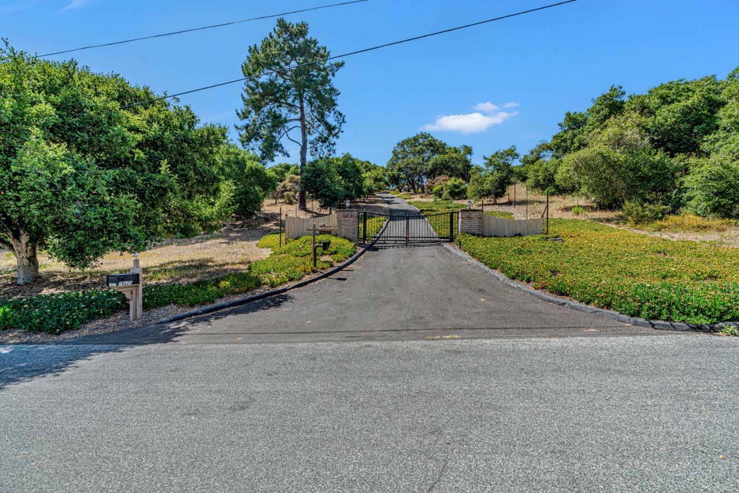Property Photo: 19225 Reavis Way CA 93907