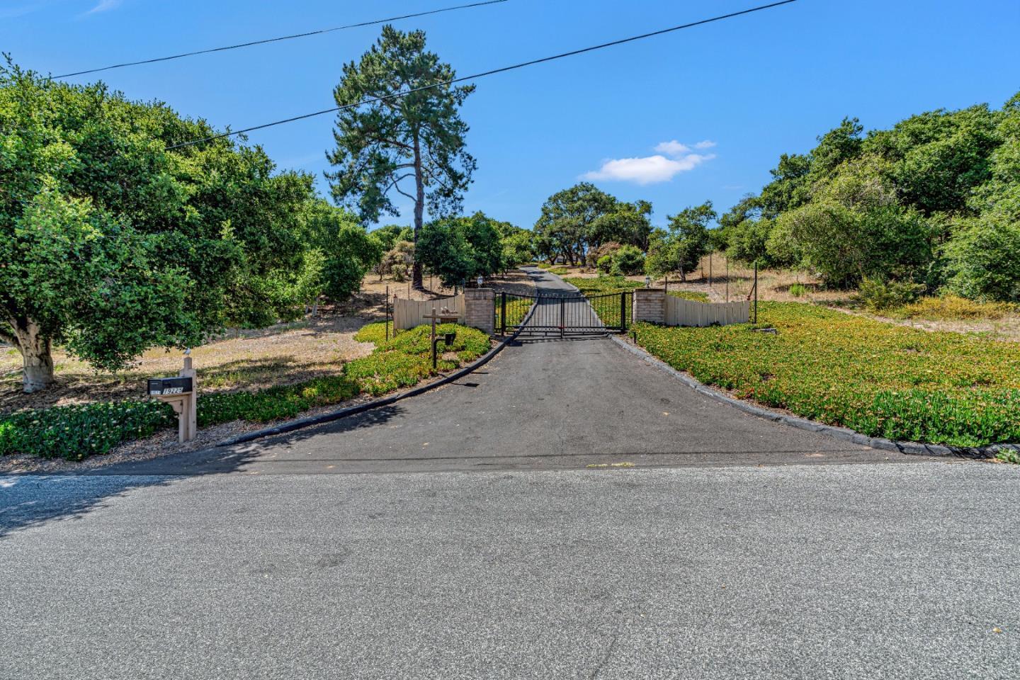 Property Photo: 19225 Reavis Way CA 93907
