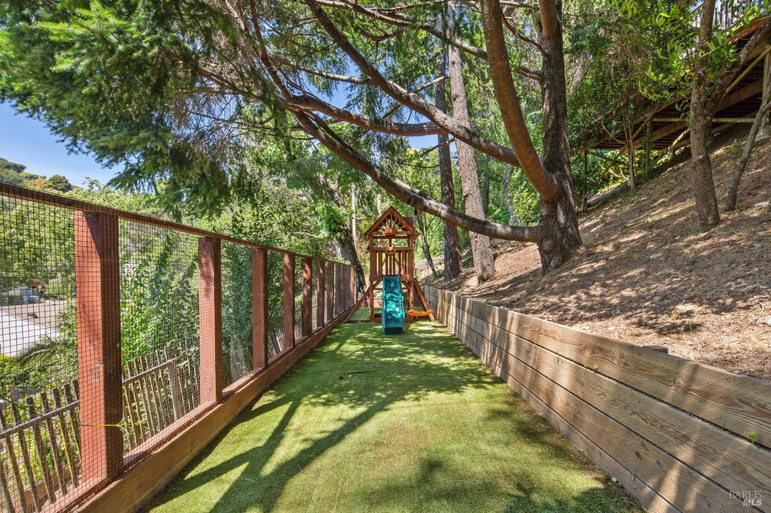 Property Photo: 60 Corte De Sabla CA 94904