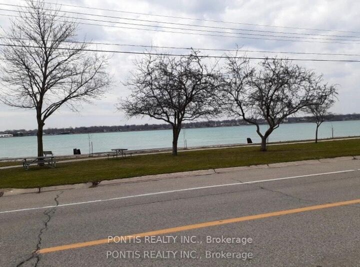 Photo de la propriété: 7059 Dufferin Avenue ON N8A 4N3