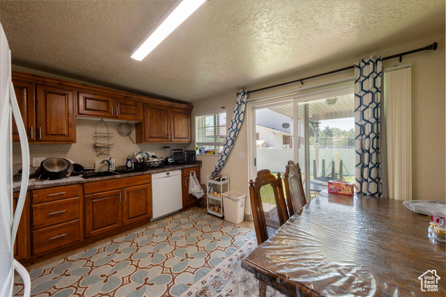 Property Photo: 6204 S Jeremy Cir UT 84121