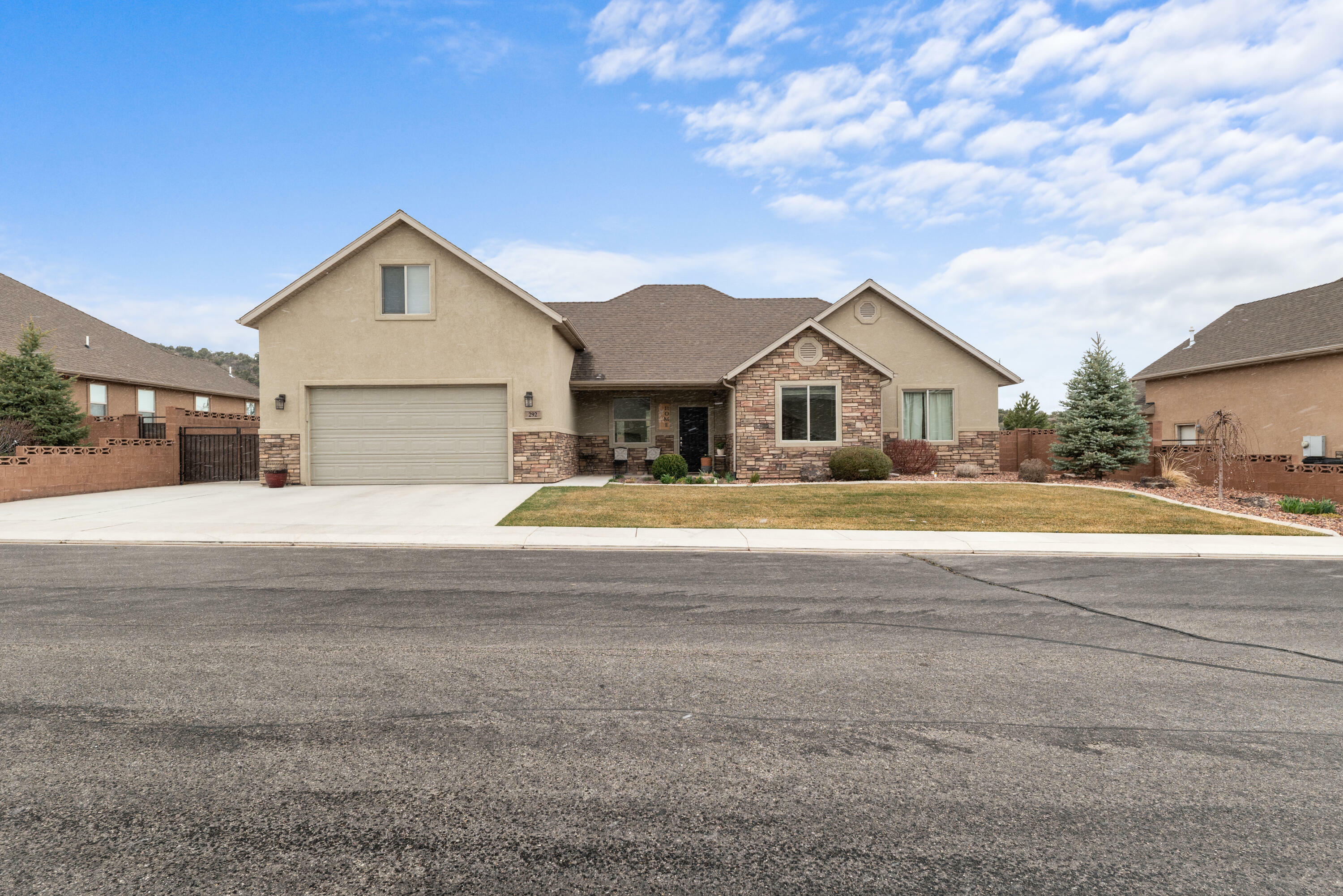 Property Photo: 292 S 2875 W UT 84720
