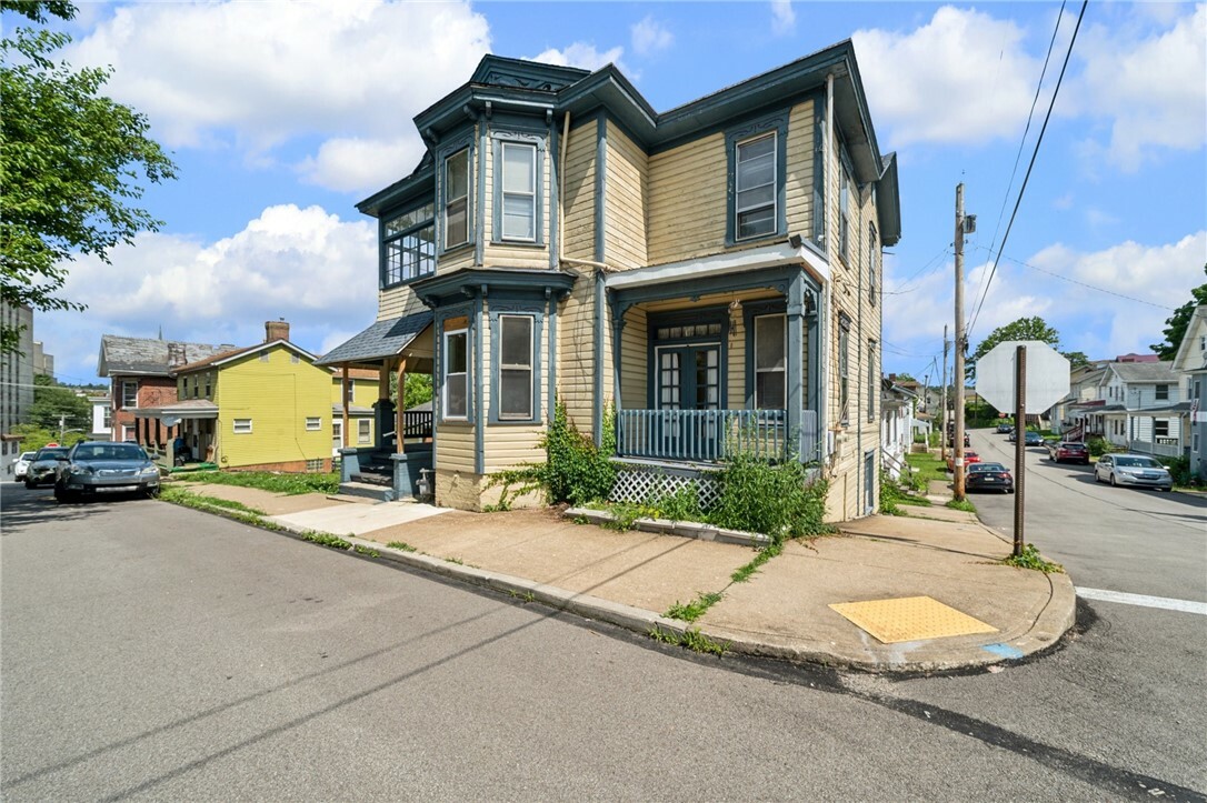Property Photo: 316 W 3rd St PA 15601