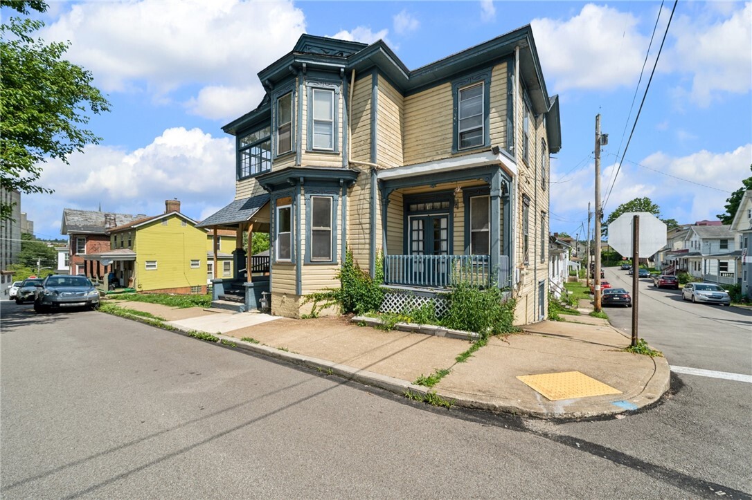 Property Photo: 316 W 3rd St PA 15601