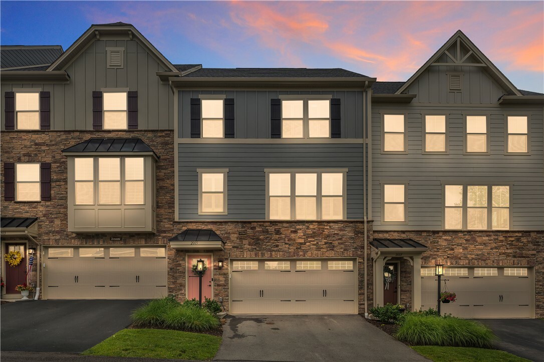 Property Photo: 2005 Lampl Lane PA 15644