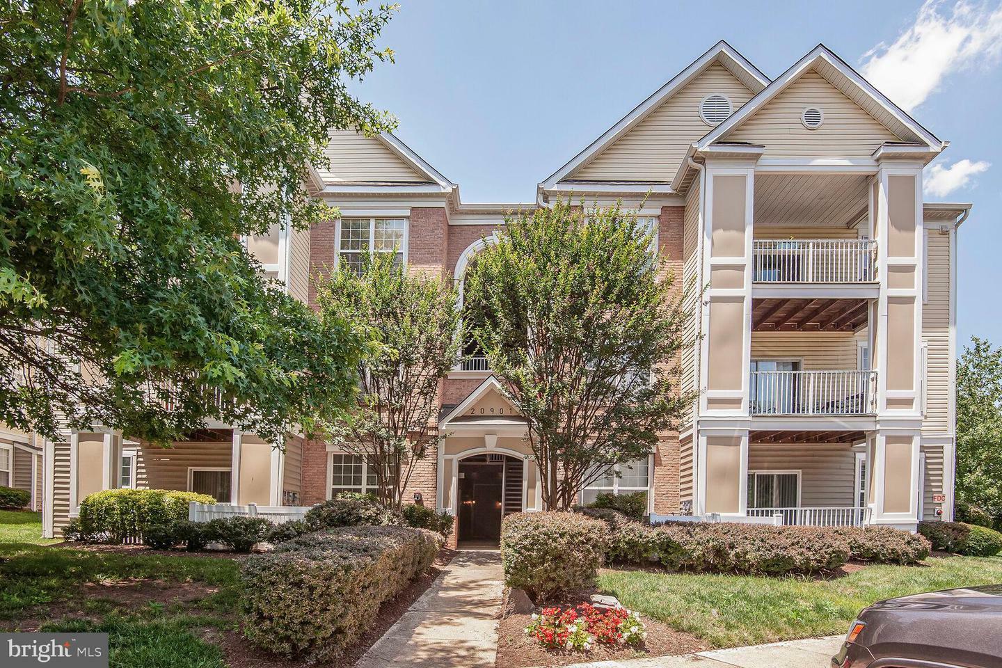 20901 Cedarpost Square 101  Ashburn VA 20147 photo