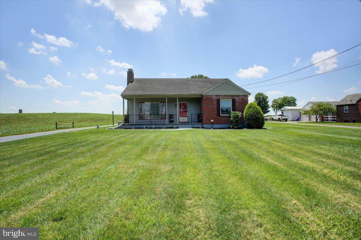 890 Buchanan Trail East  Greencastle PA 17225 photo