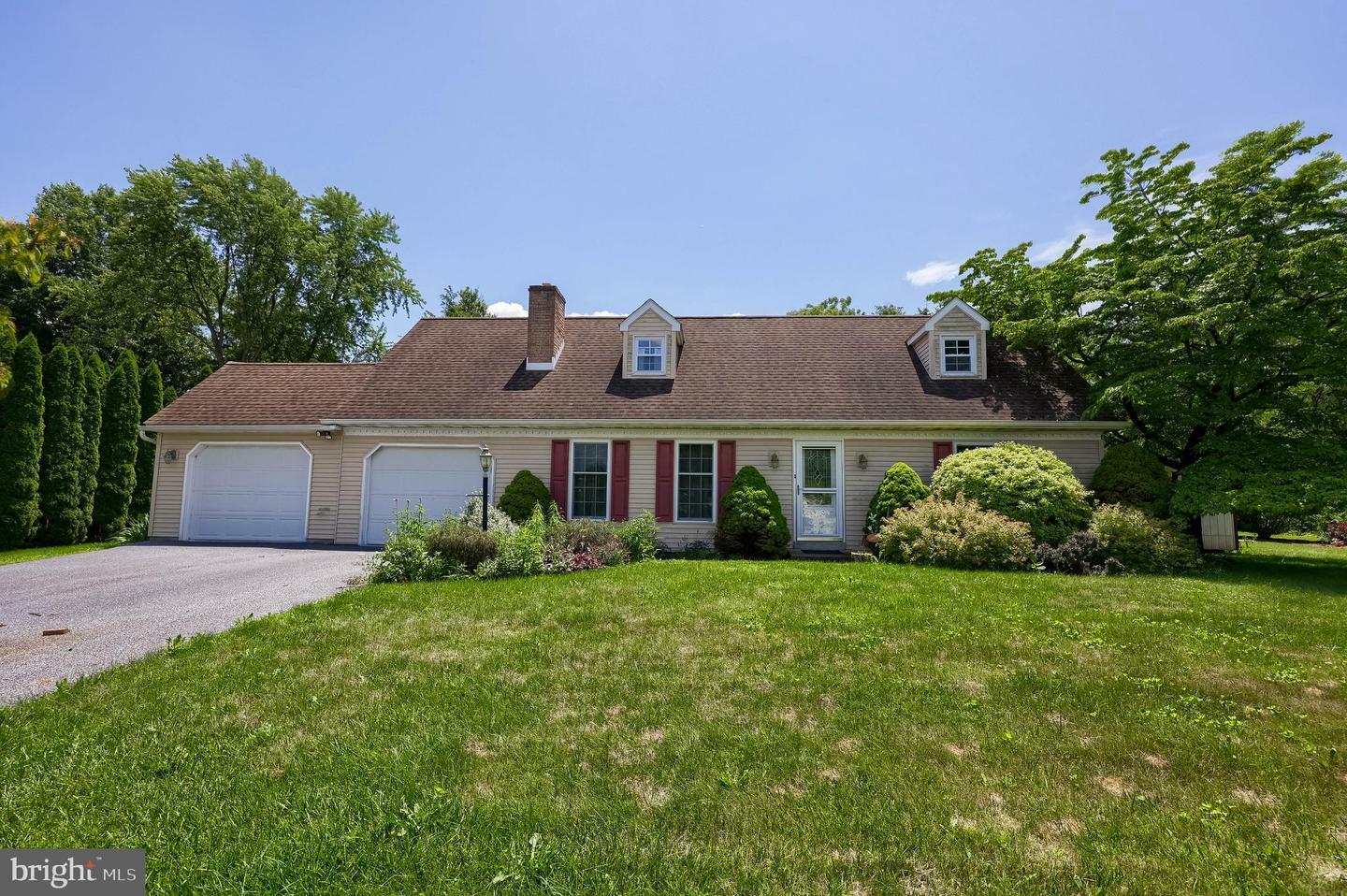 1549 Willoughby Circle  Manheim PA 17545 photo
