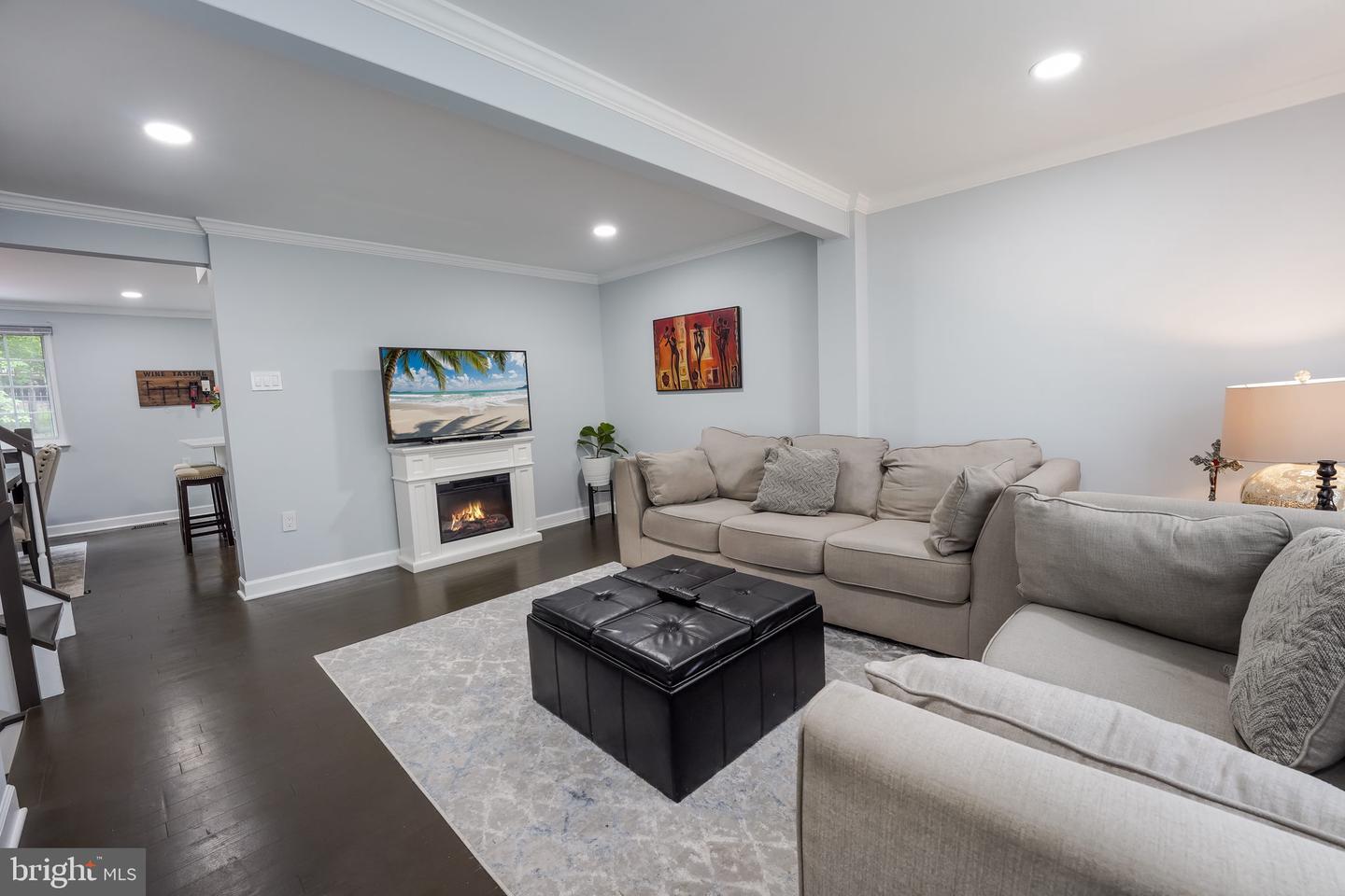 Property Photo: 5326 Larochelle Court VA 22315
