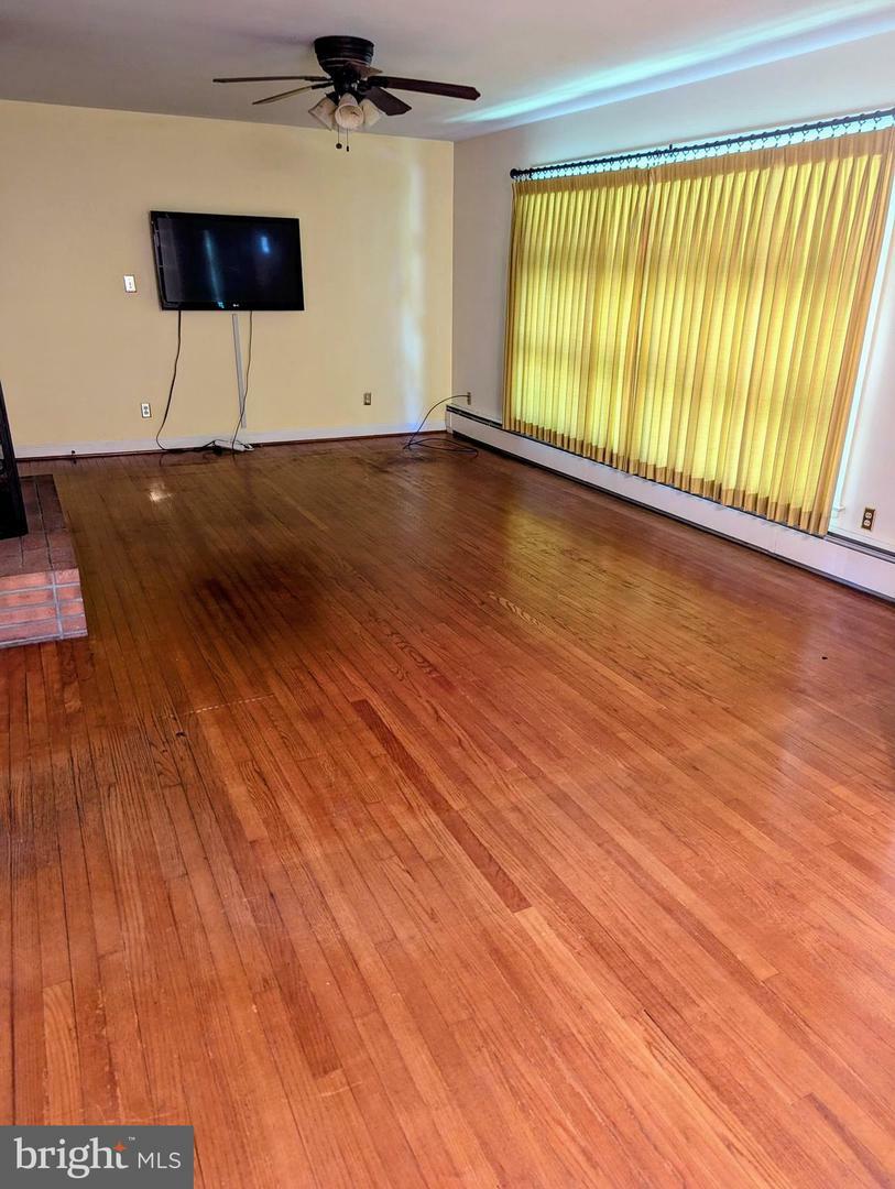 Property Photo: 201 N Linden Street PA 19551