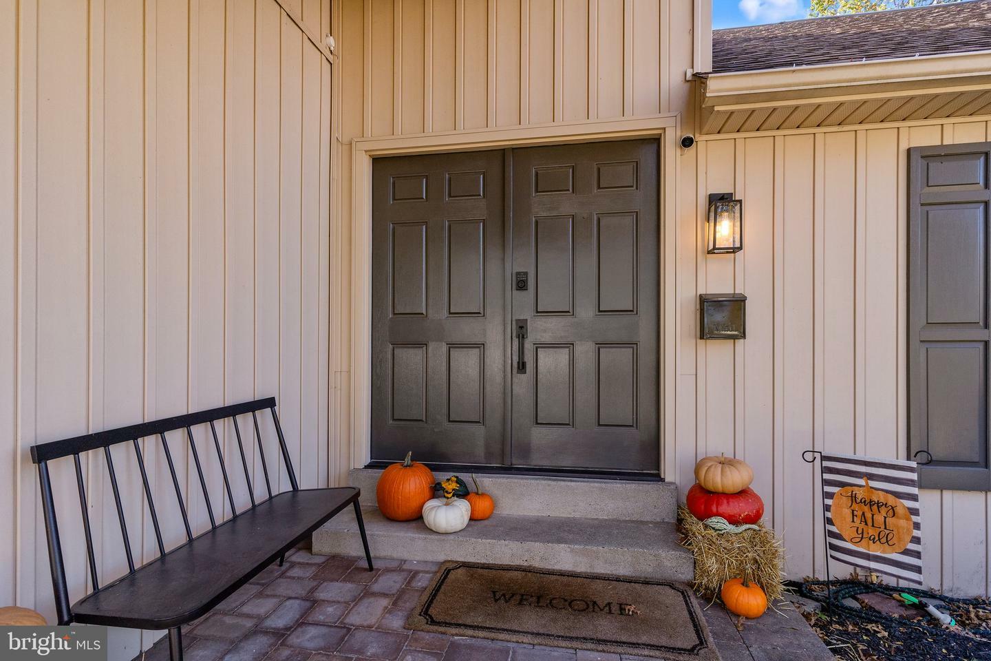 Property Photo:  4 Carousel Drive  PA 18969 