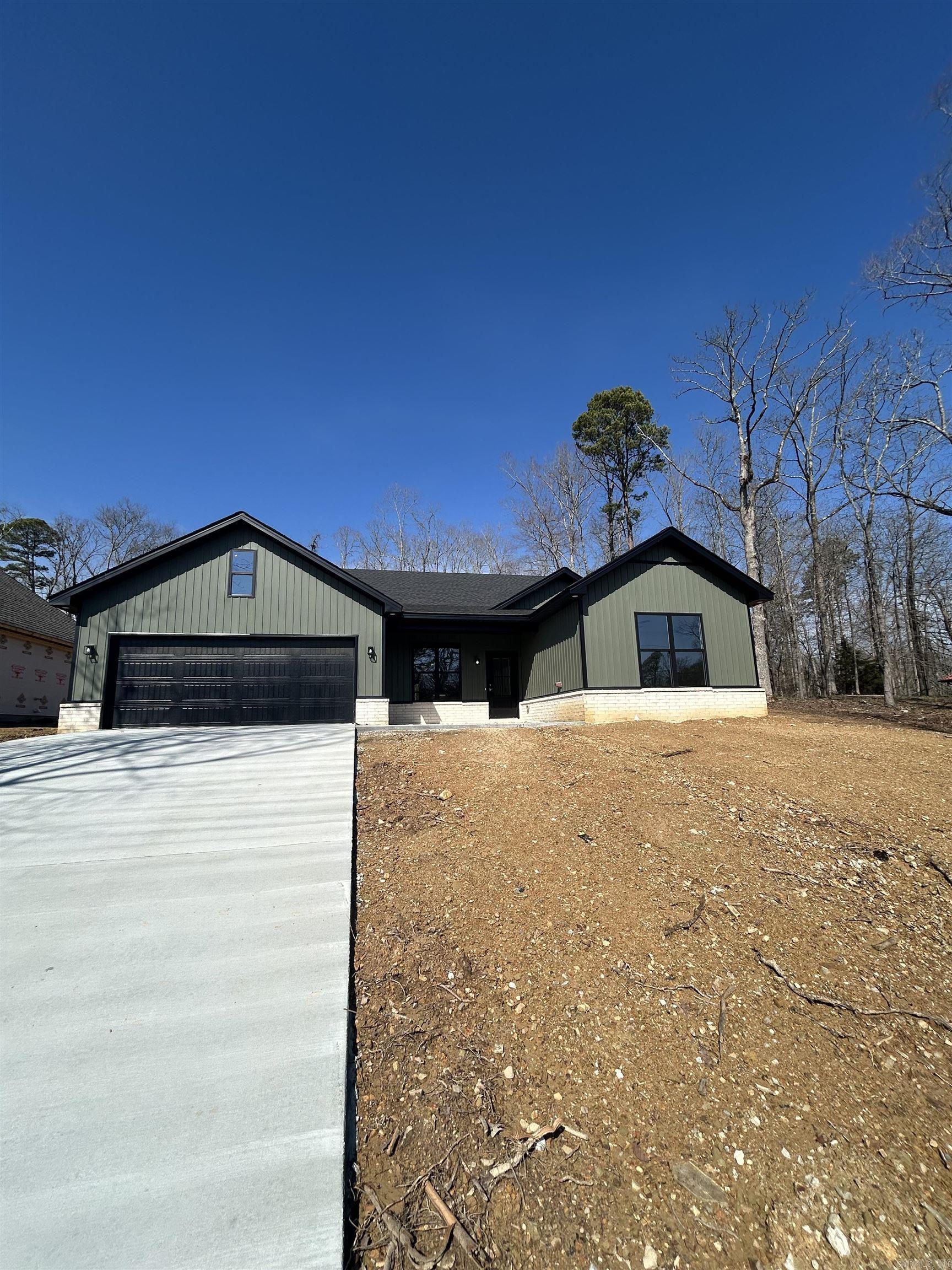 Property Photo: 210 Diamondhead Drive AR 71913
