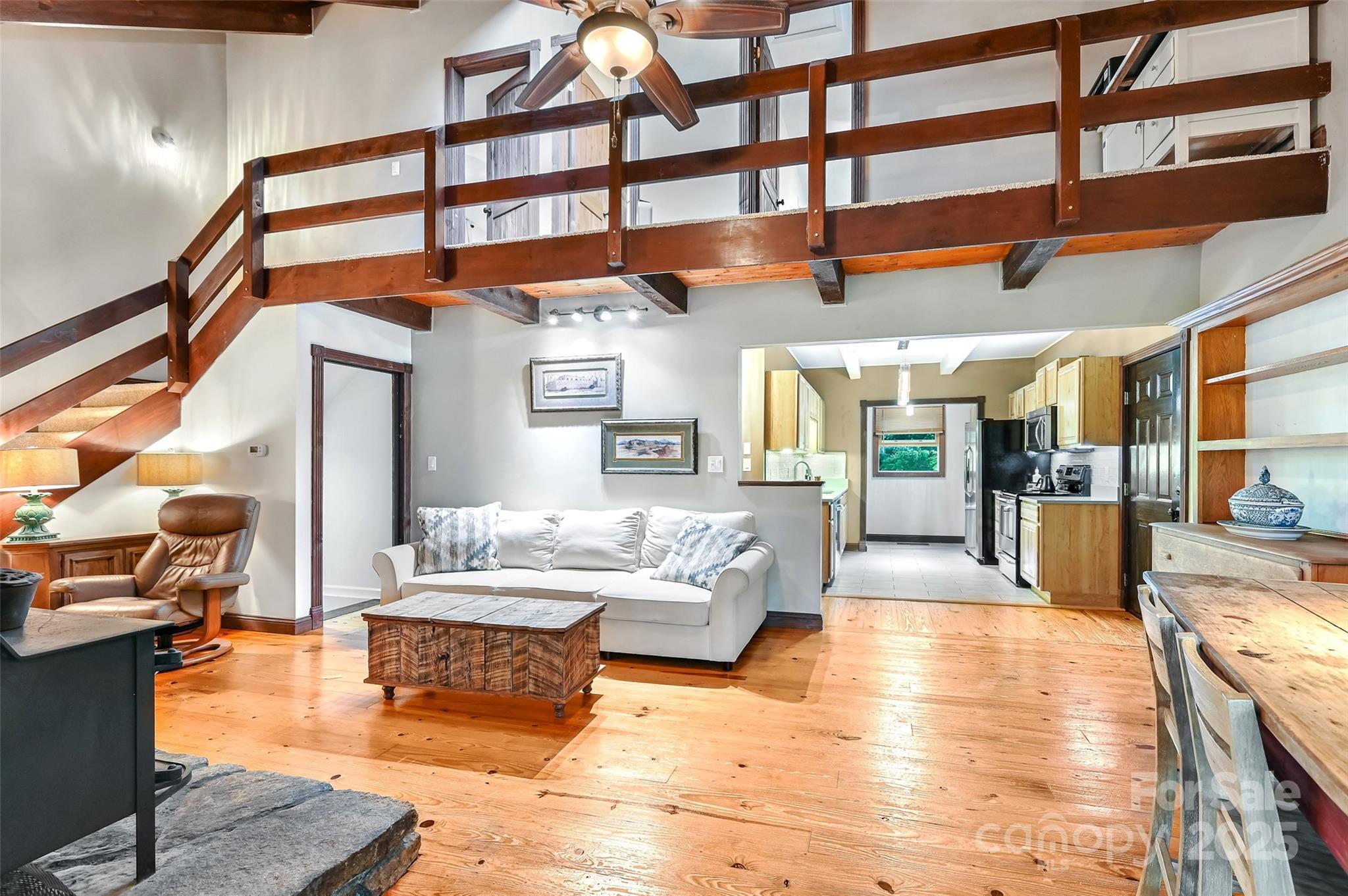 Property Photo: 2760 Ugugu Drive NC 28712