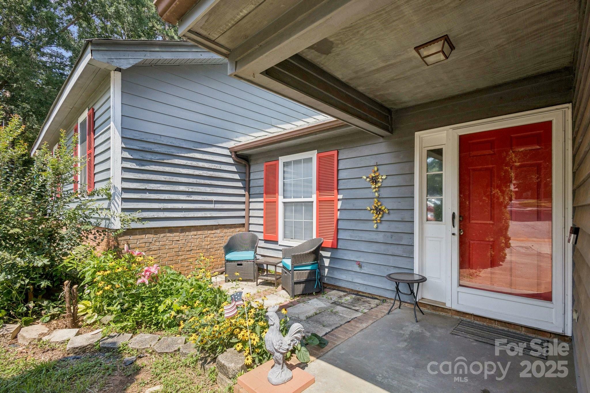 Property Photo: 432 English Ivy Court SC 29715