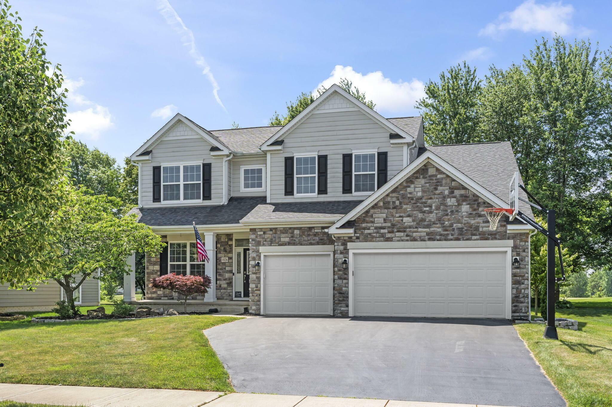 Property Photo: 1026 Balmoral Drive OH 43015