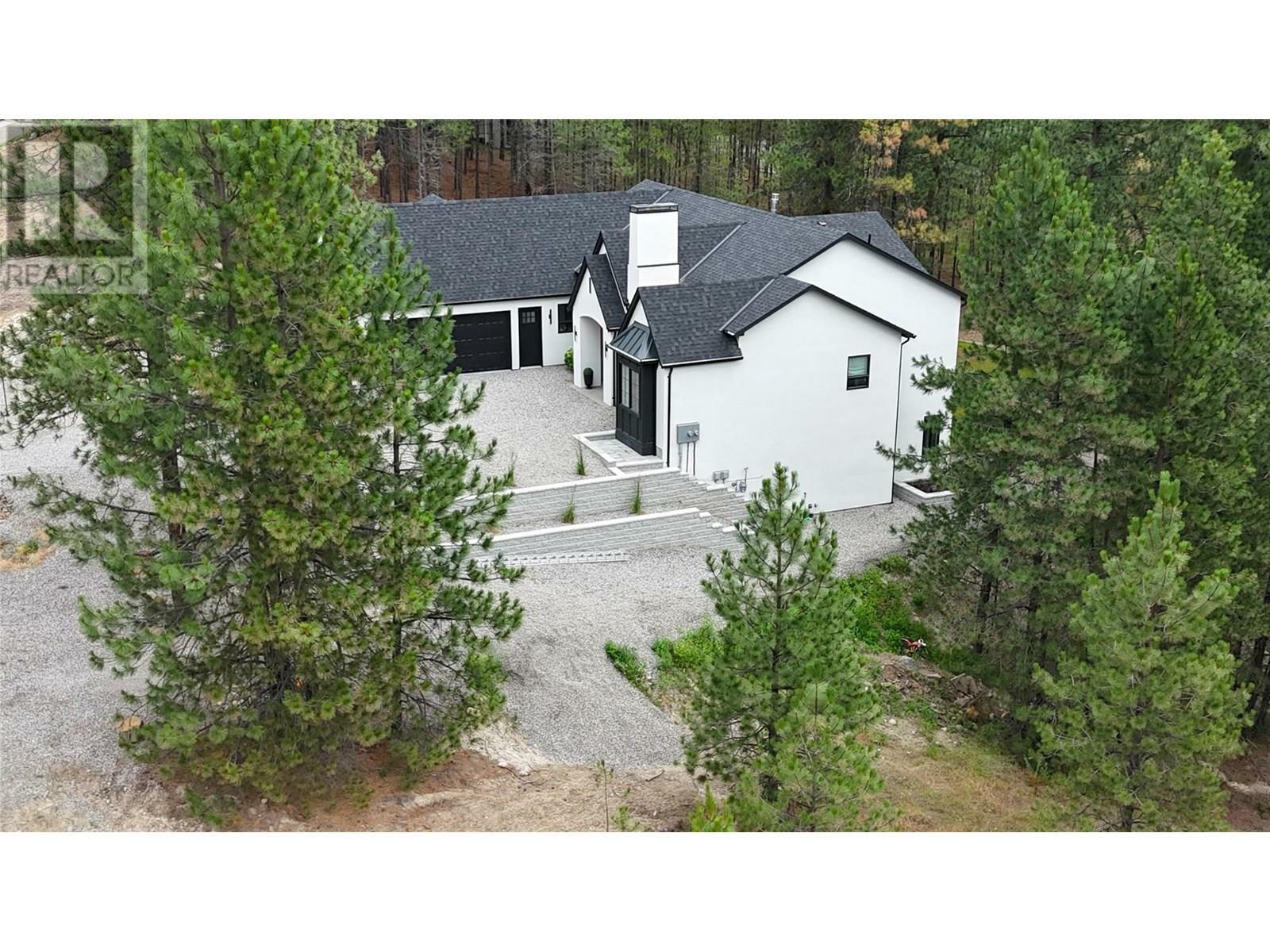 Property Photo: 2690 Placer Place BC V0H 1H2
