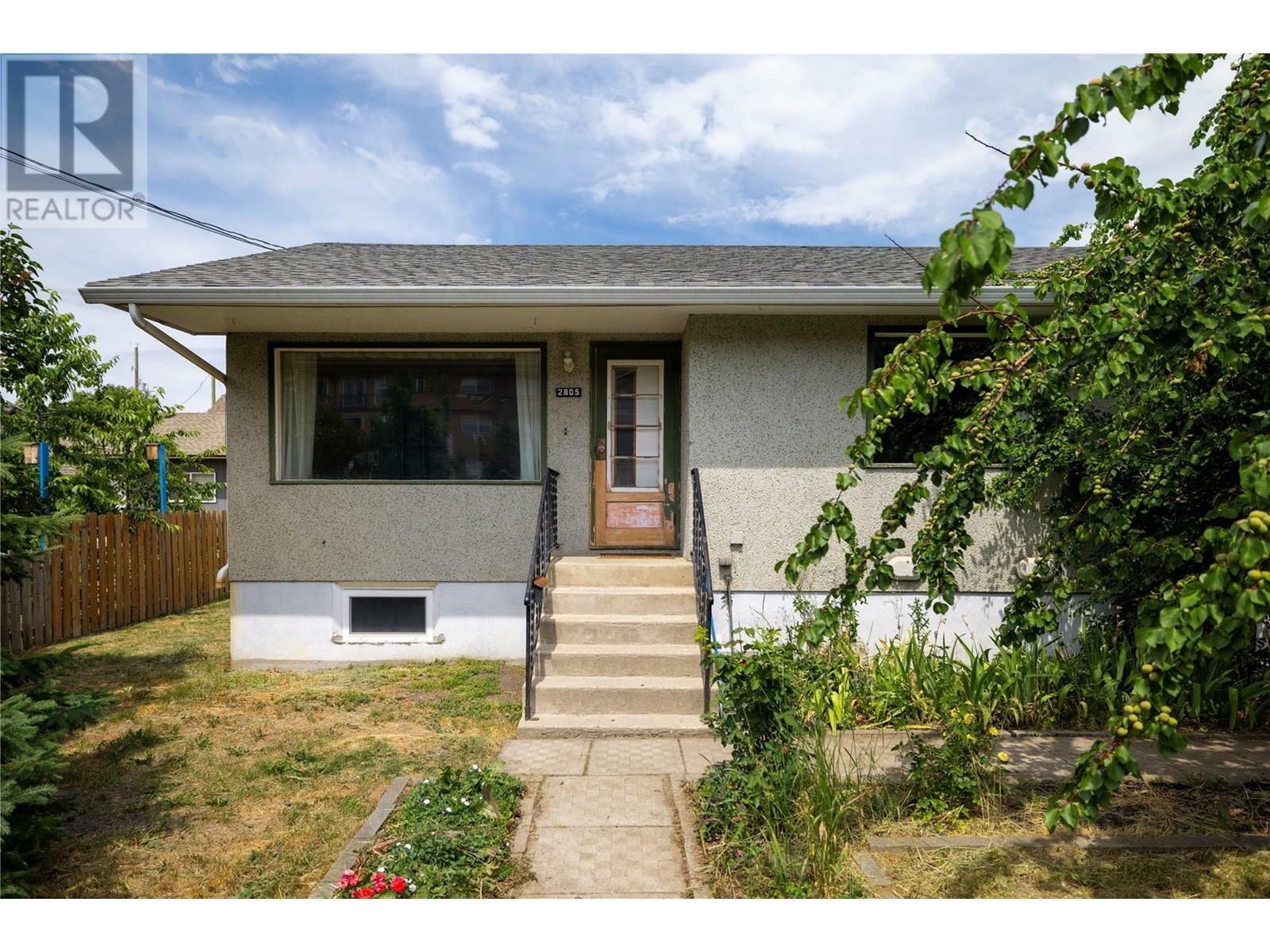 Property Photo: 2805 39 Avenue BC V1T 3C2