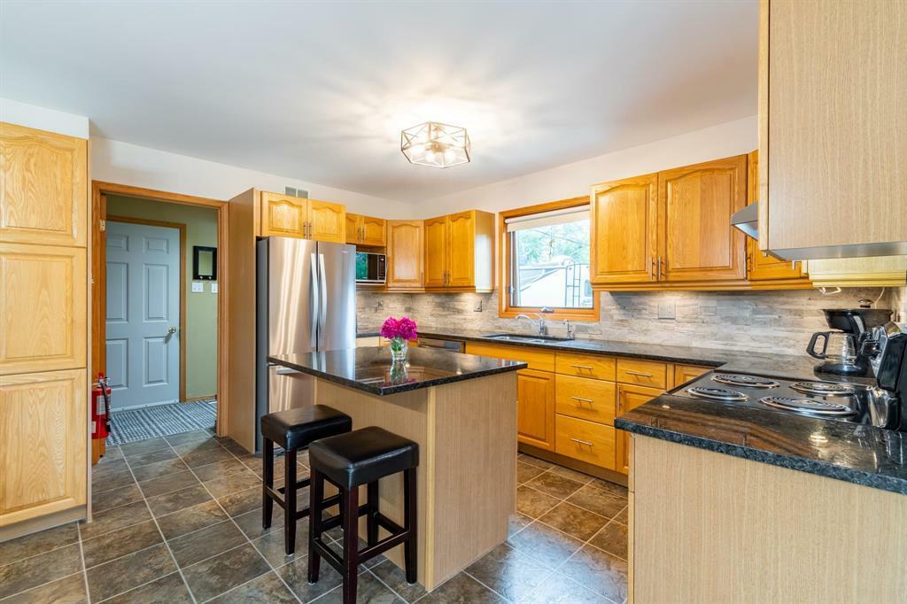 Property Photo: 8015 236 Highway MB R0C 0H0