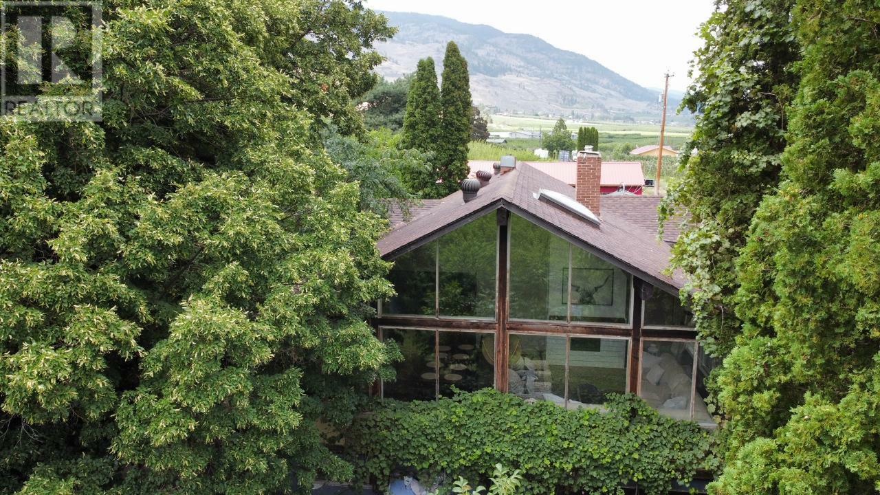 459 Road 18 Other  Oliver BC V0H 1T1 photo