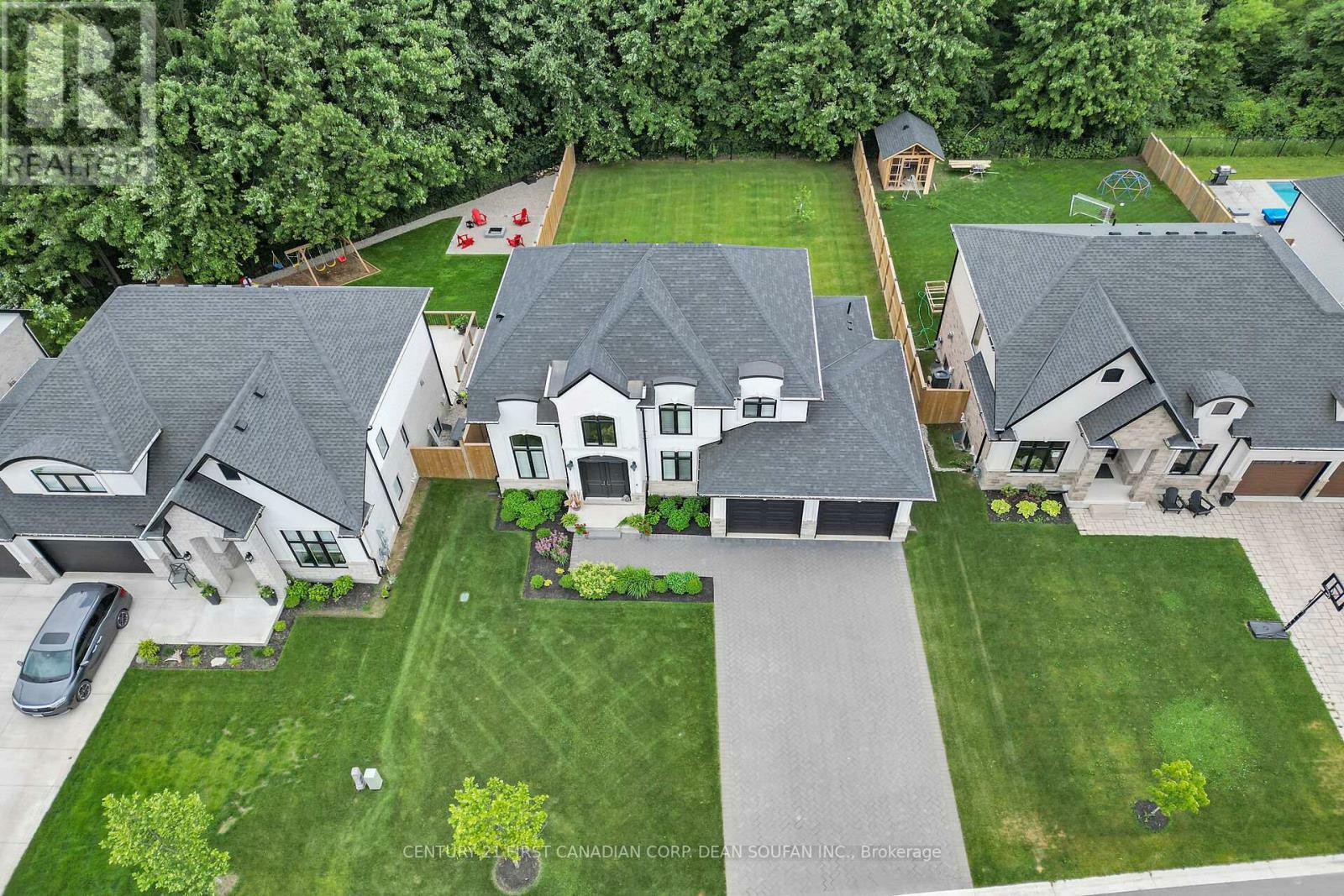 Photo de la propriété: 81 Foxborough Place ON N0M 2P0