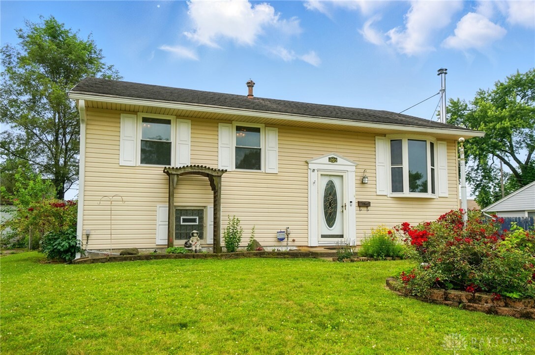 Property Photo: 1205 Burket Drive OH 45344