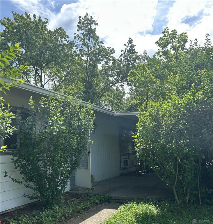 Property Photo:  2528 Mariposa Drive  OH 45231 
