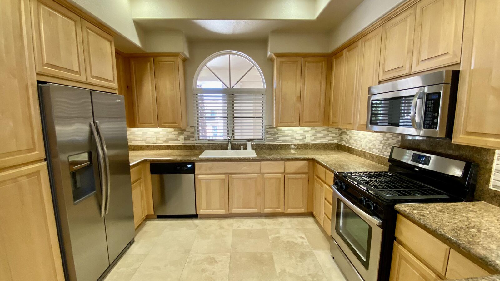 Property Photo:  1810 Via San Martino  CA 92260 