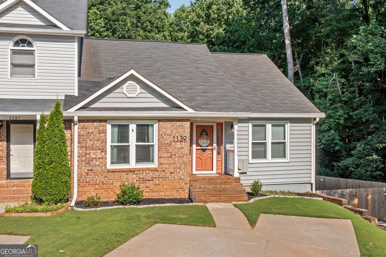 Property Photo:  1139 Shiloh Lane NW  GA 30144 