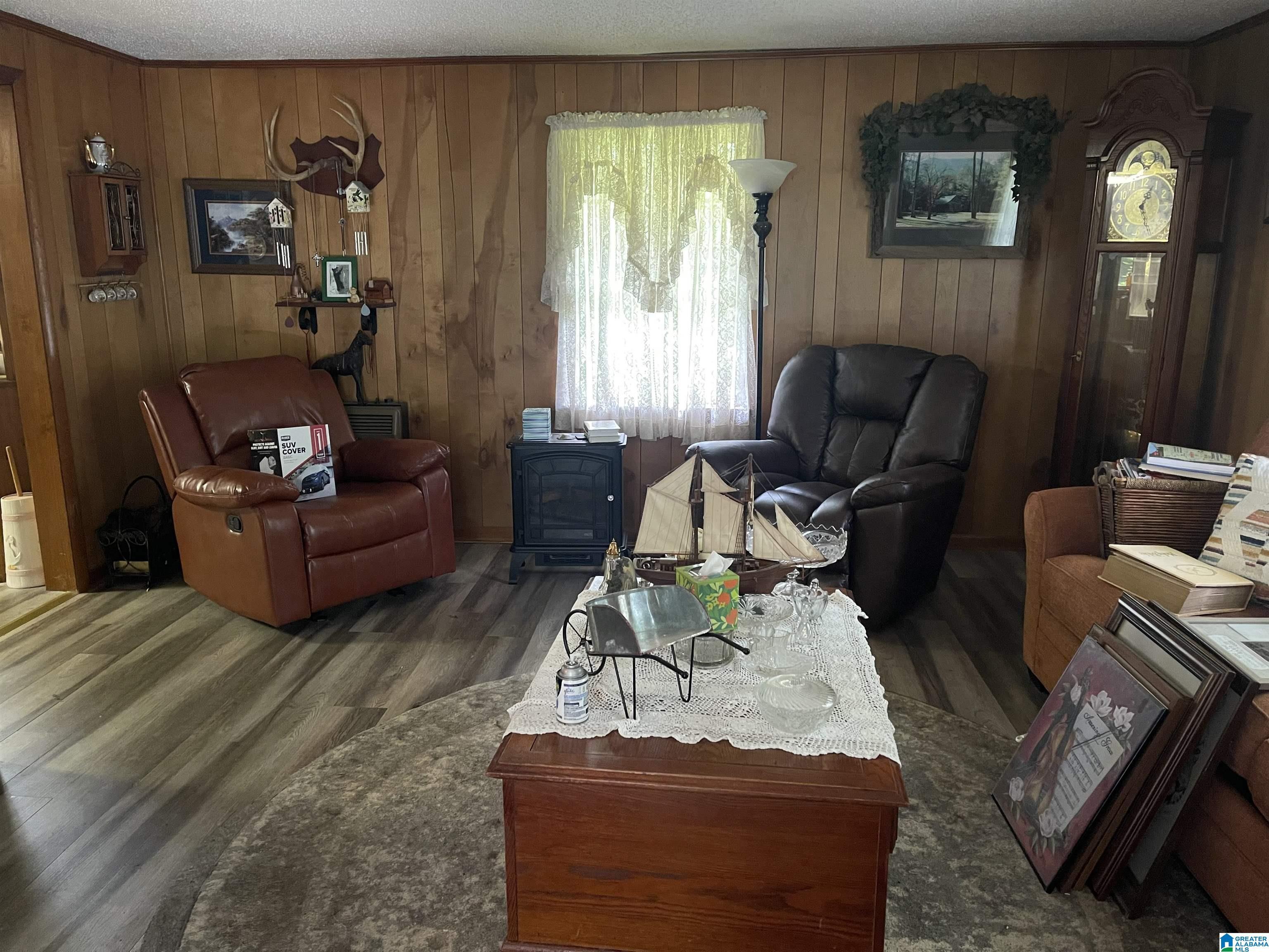 Property Photo: 4391 Ottawa Drive AL 35217