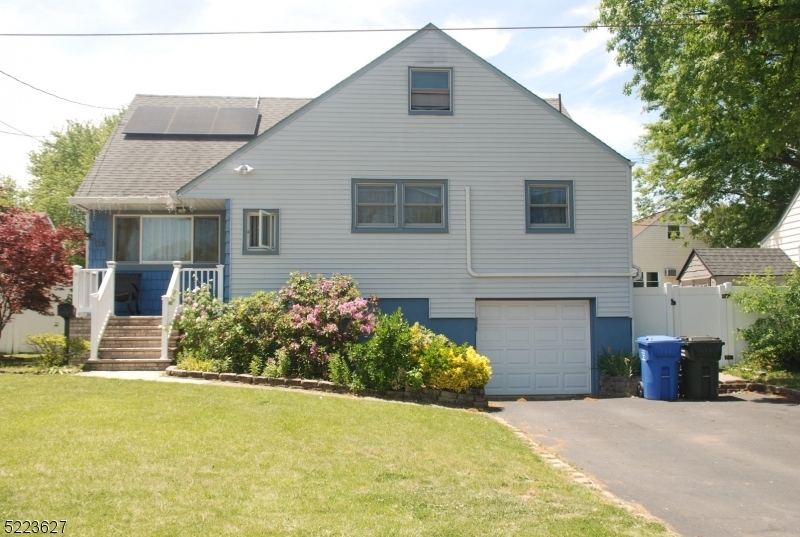 Property Photo:  118 Glenwood Ter  NJ 08863 