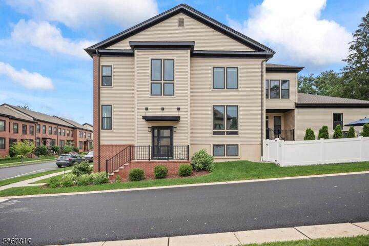 Property Photo:  15 E Hartwick Dr  NJ 08558 