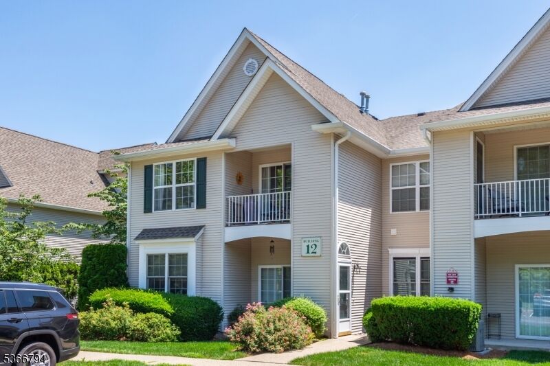 Property Photo: 434 Cambridge Dr 434 NJ 07405
