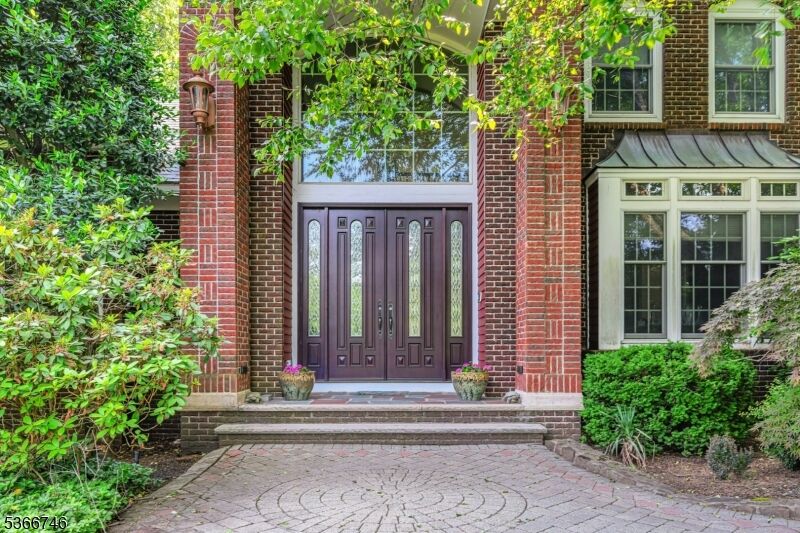 Property Photo:  6 Magnolia Ct  NJ 07960 