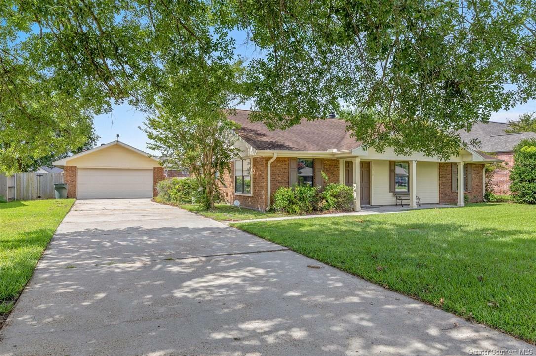 Property Photo: 1317 Waverly Street LA 70605