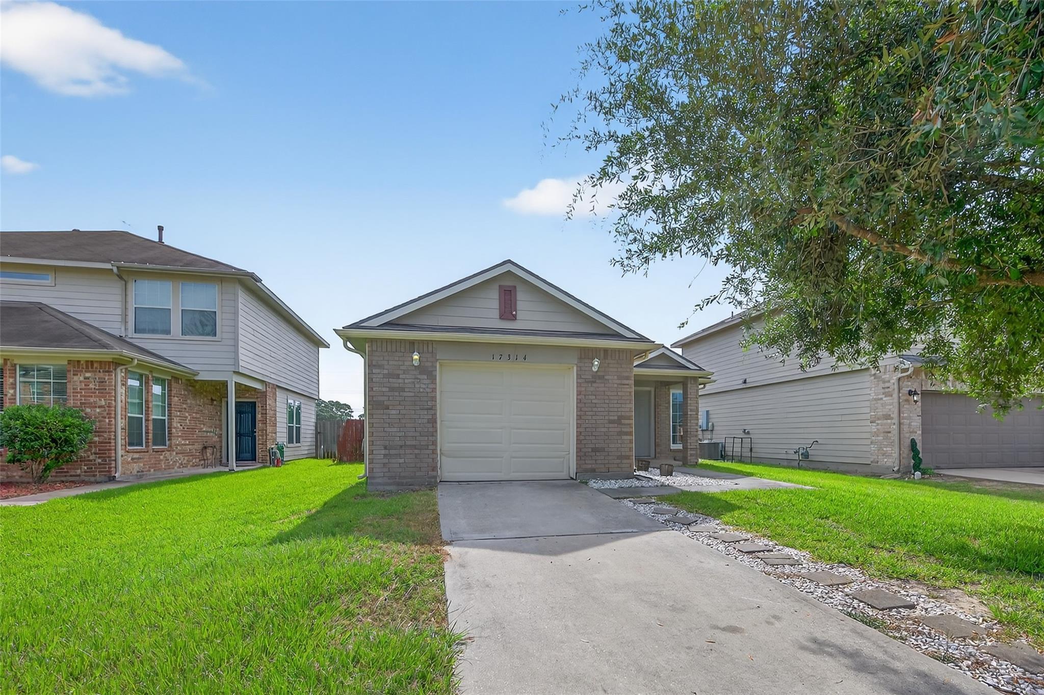 Property Photo: 17314 Blackstone Trails Drive TX 77396