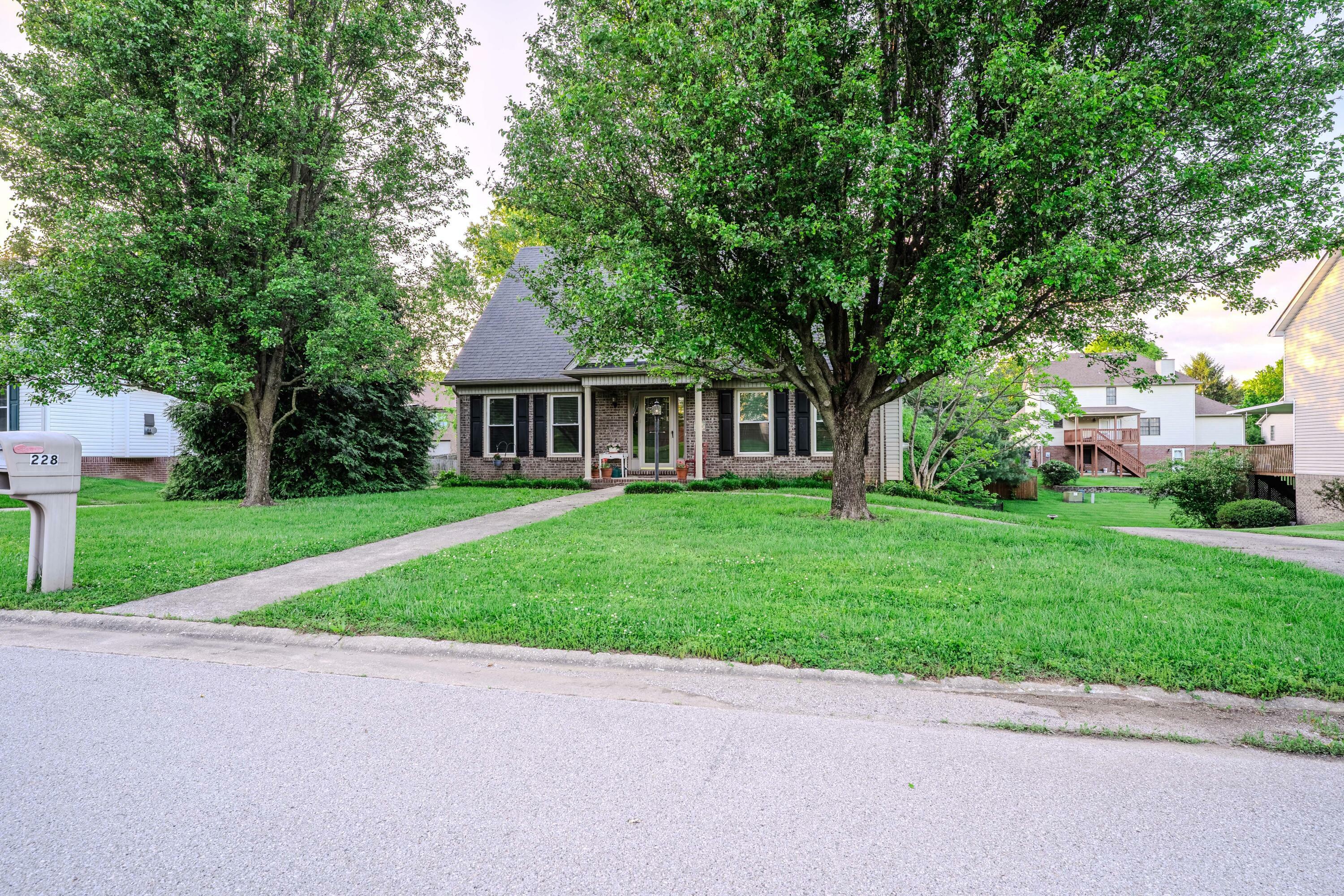 Property Photo:  228 Wickliffe Road  KY 40601 