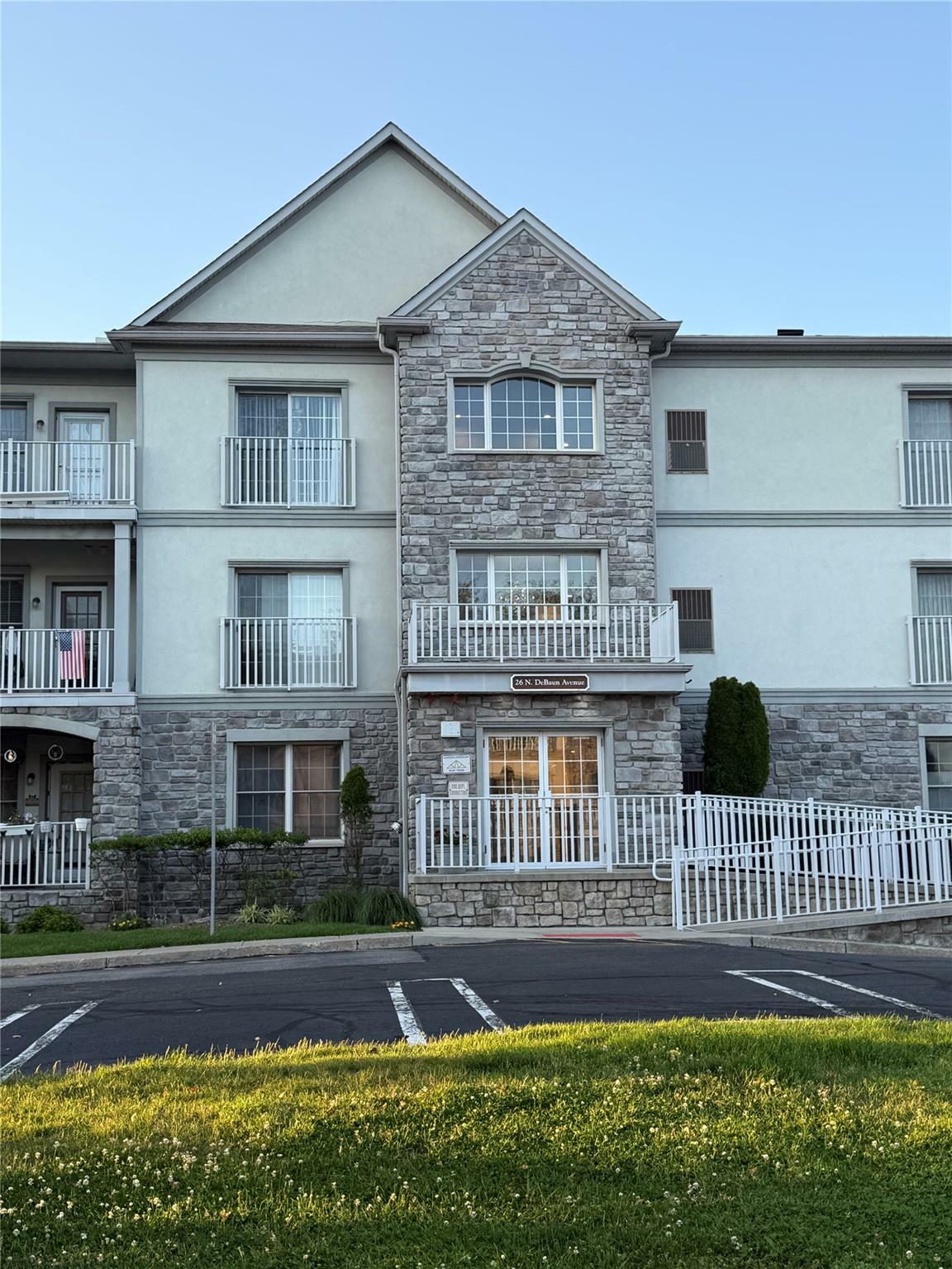 26 N De Baun Avenue 303  Suffern NY 10901 photo