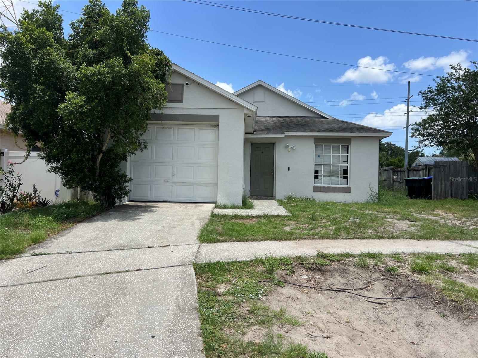 1809 Elm Ridge Court  Orlando FL 32808 photo