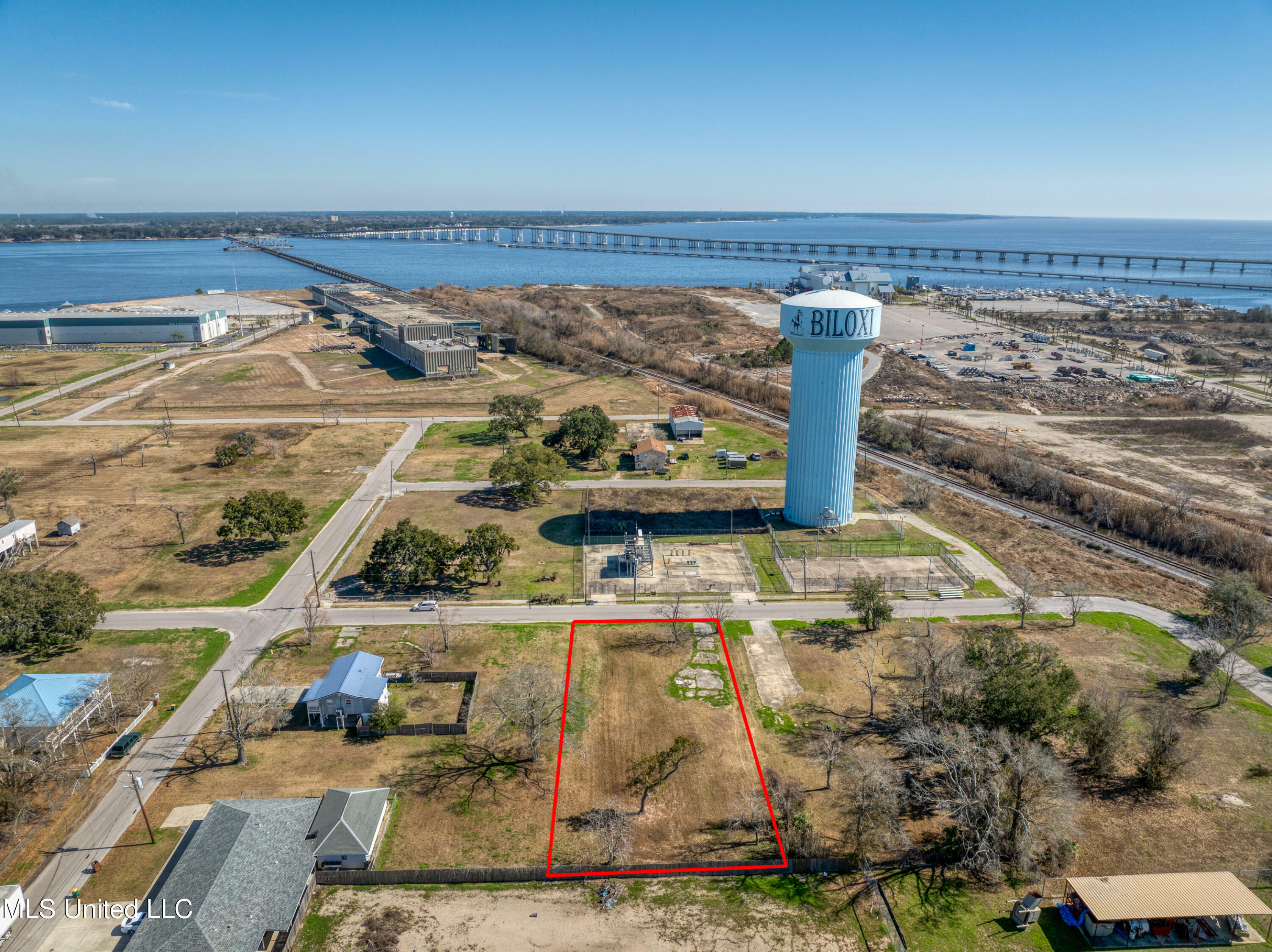 315 Maple Street  Biloxi MS 39530 photo